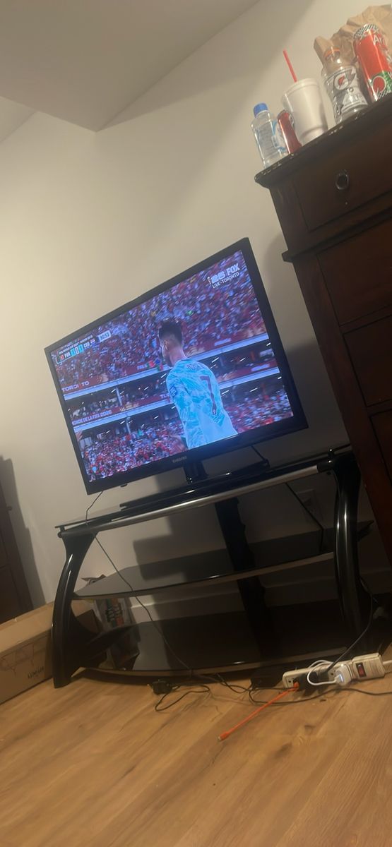Samsung 32-inch LED Smart TV