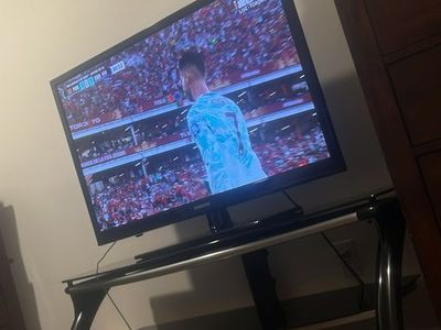 Samsung 32-inch LED Smart TV