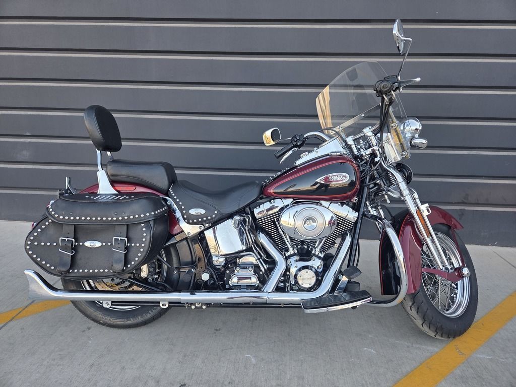 2001 Harley-Davidson® FXSTS - Springer Softail®