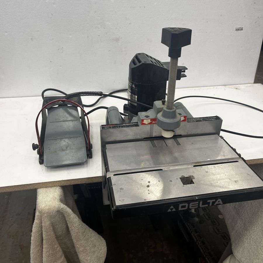 Delta 32-100 biscuit plate joiner