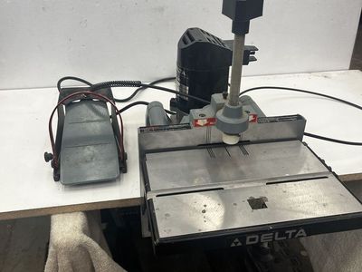 Delta 32-100 biscuit plate joiner