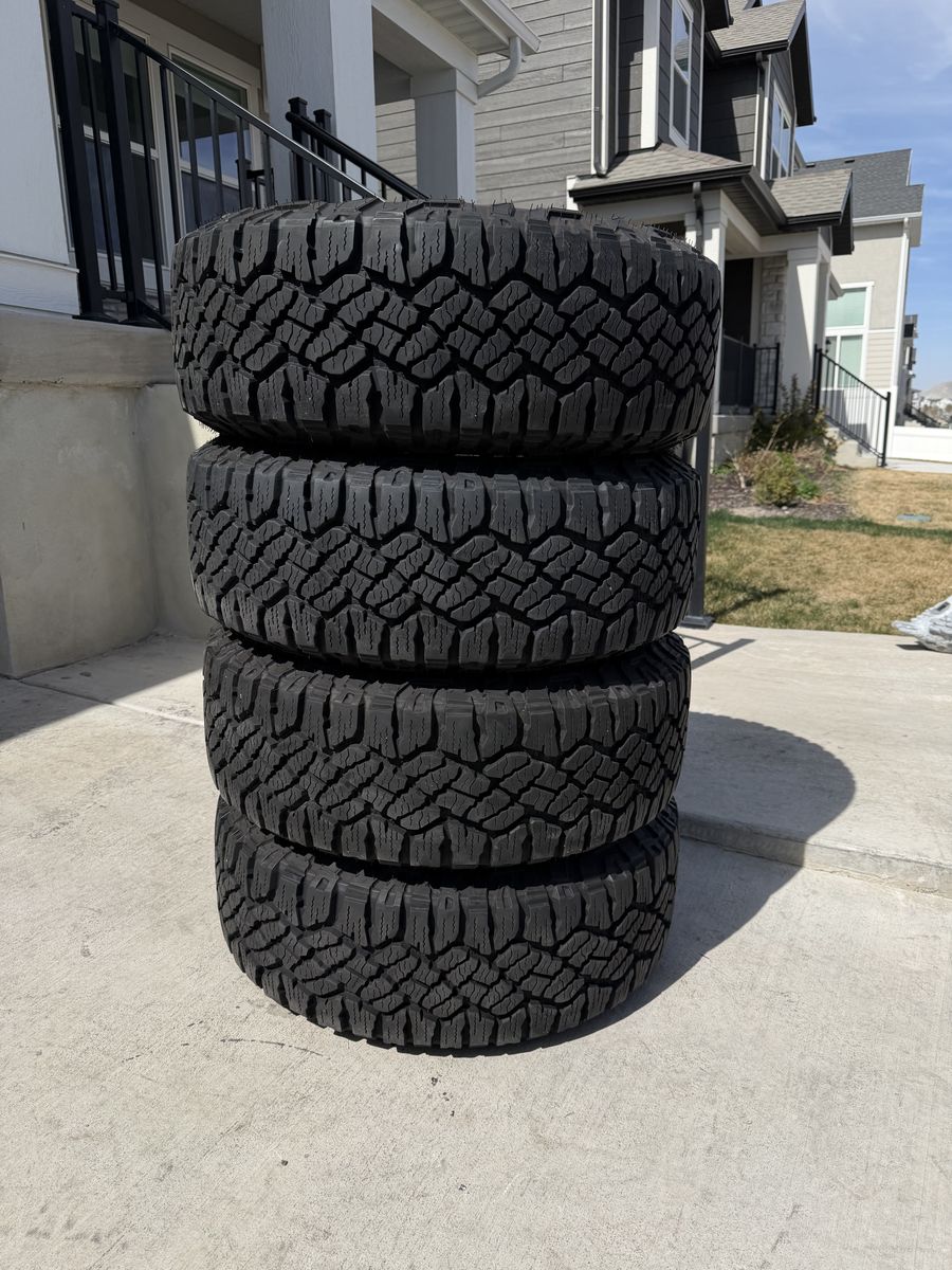 265/65R18 Goodyear Wrangler Duratrac RT Kevlar