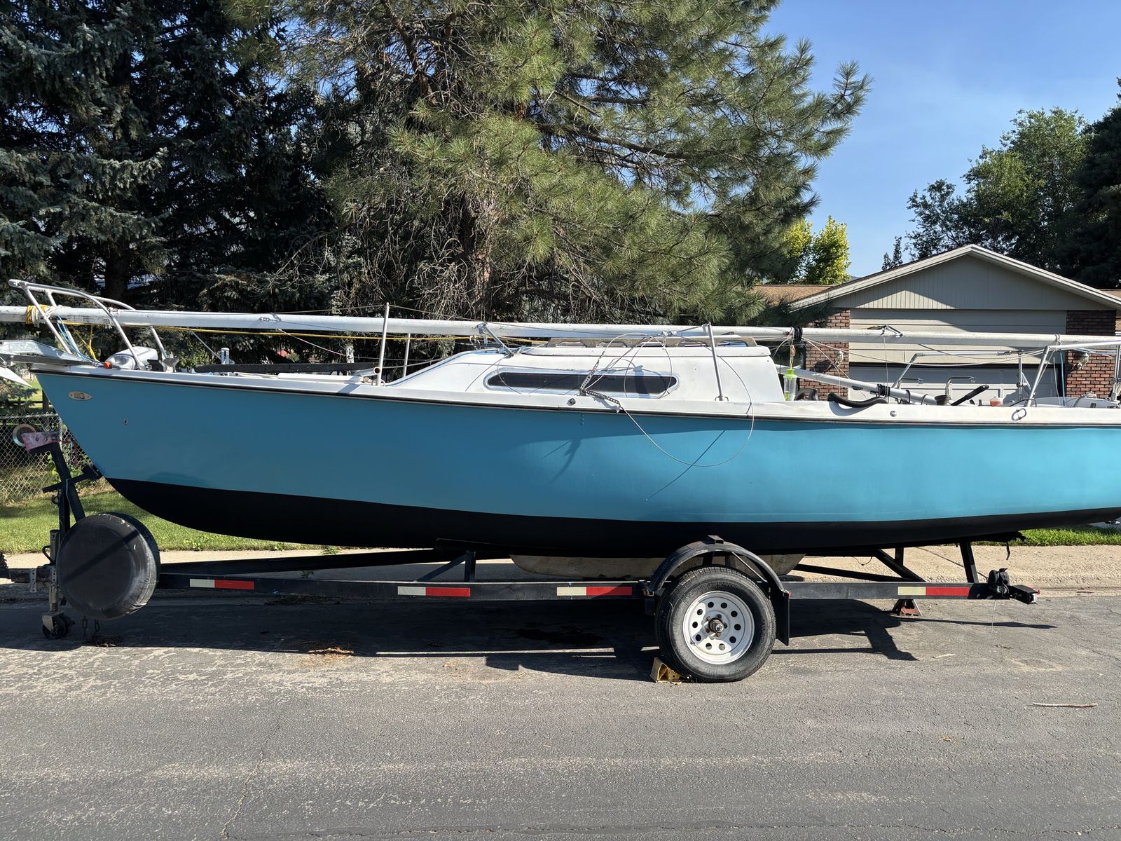 1973 McGregor 24ft sailboat