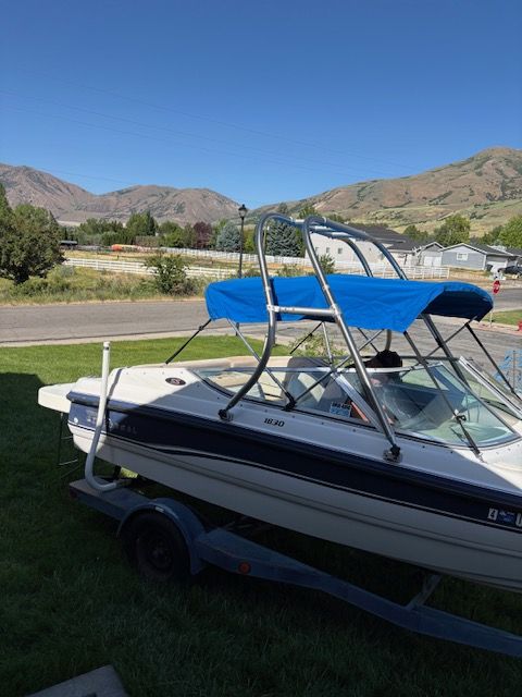1995 Chaparral 1830 SS Open Bow - Ready for the Water!