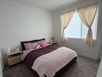 Private room for rent - Female only