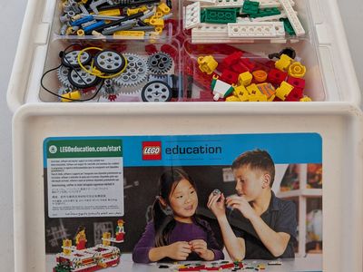 LEGO Education 9689 Simple Machines—16 Opened Sets – Classroom STEM Kit