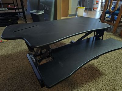 Adjustable Height Computer Desk