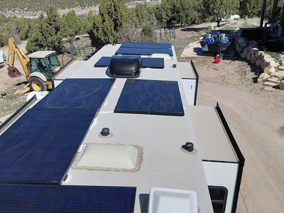 Solar panel battery inverter Rv fifth wheel trailer system