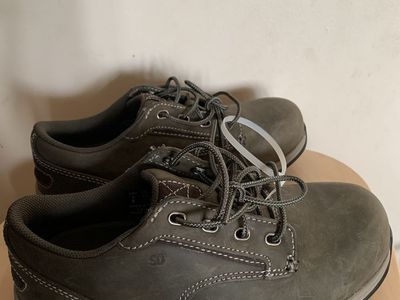 Red Wing Women's Steel Toe WoRk Shoes - Size 6 NEW