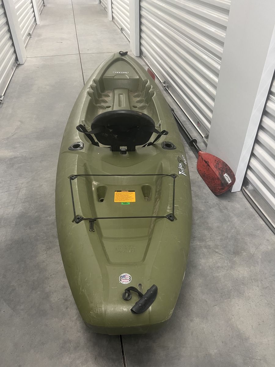 Fishing/Angler Kayak and Paddle (Triton 100)