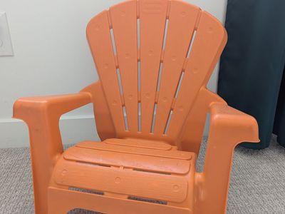 Orange Indoor/Outdoor Adirondack-Style Chair for Toddlers