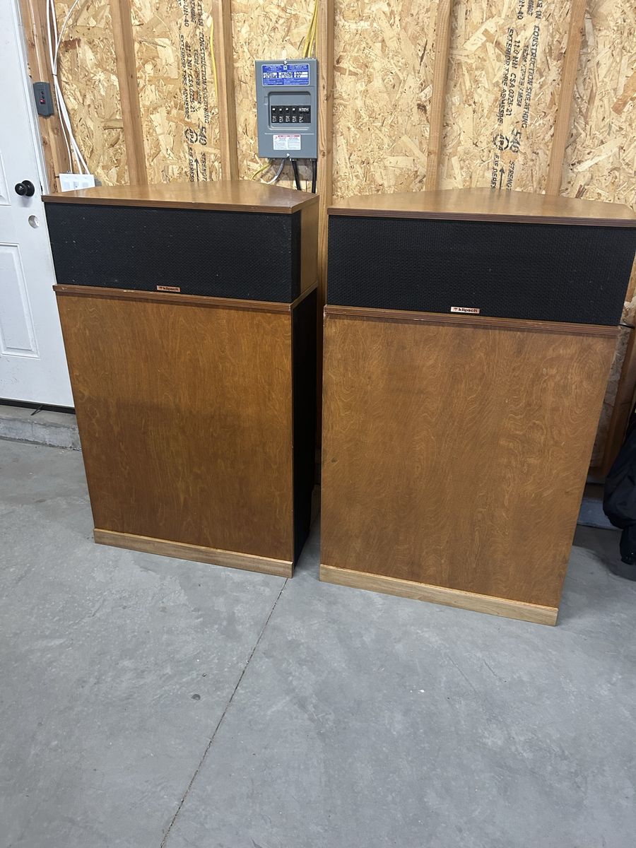 Klipsch Khorn speakers