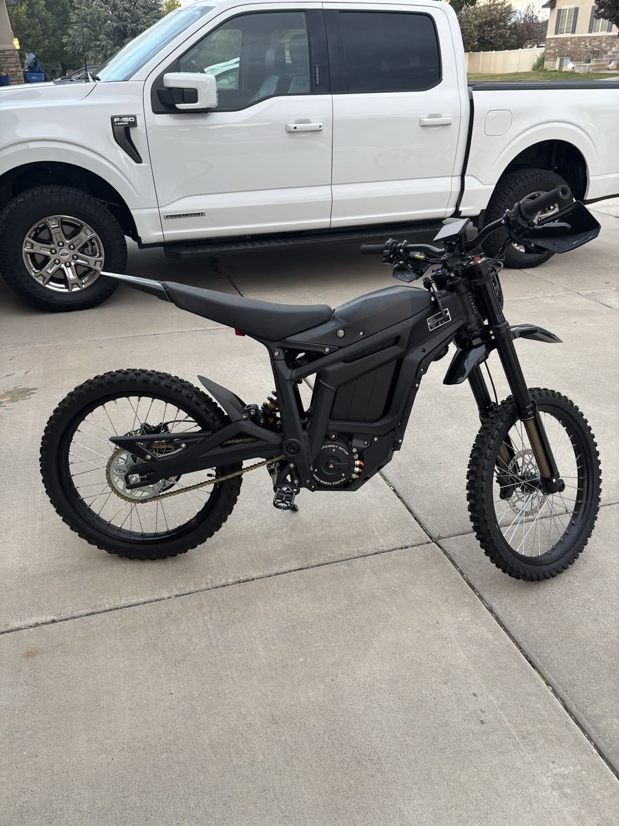 Talaria Sting R MX4 Electric Dirt Bike - Black, 119 Miles, Excellent Condition