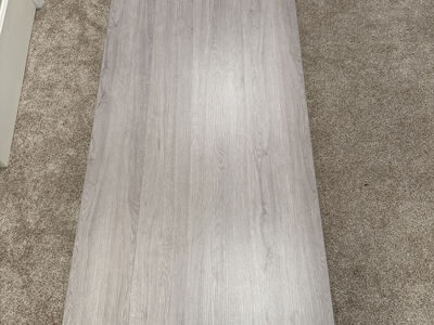 71" by 29" Flexispot desk.