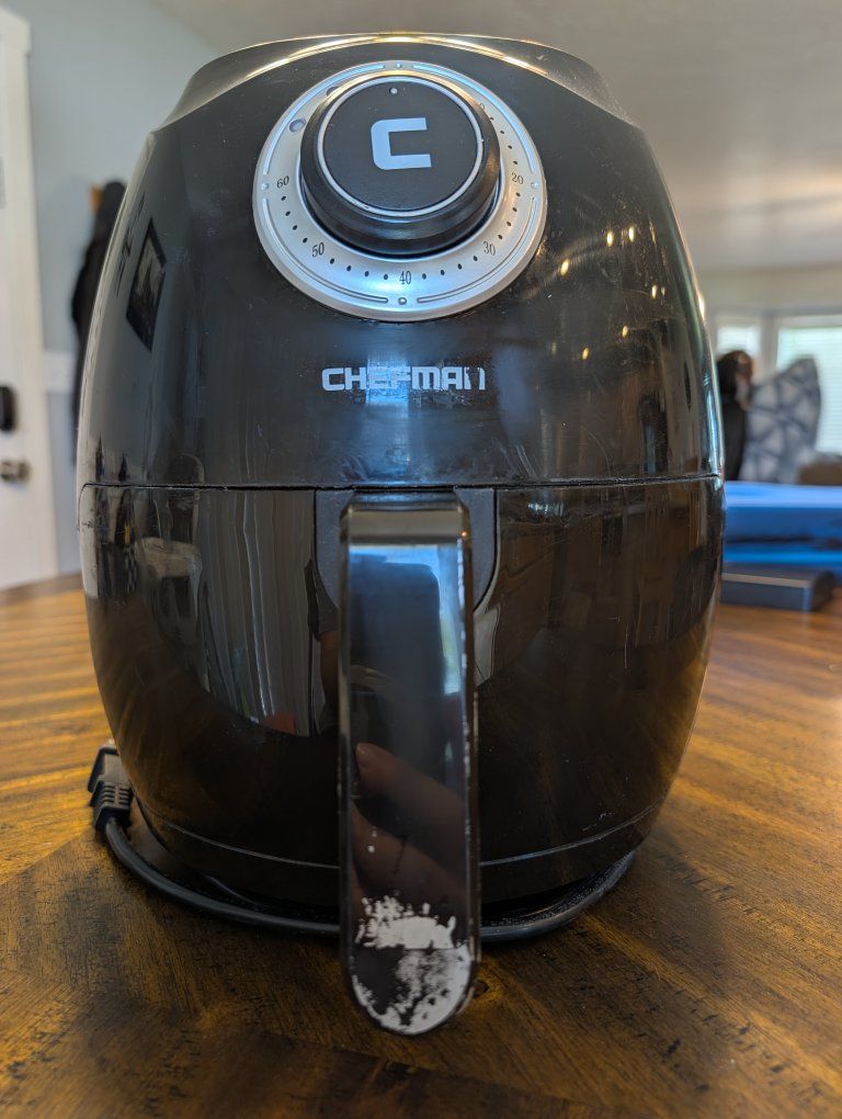Chefman Black Air Fryer with Dial Control