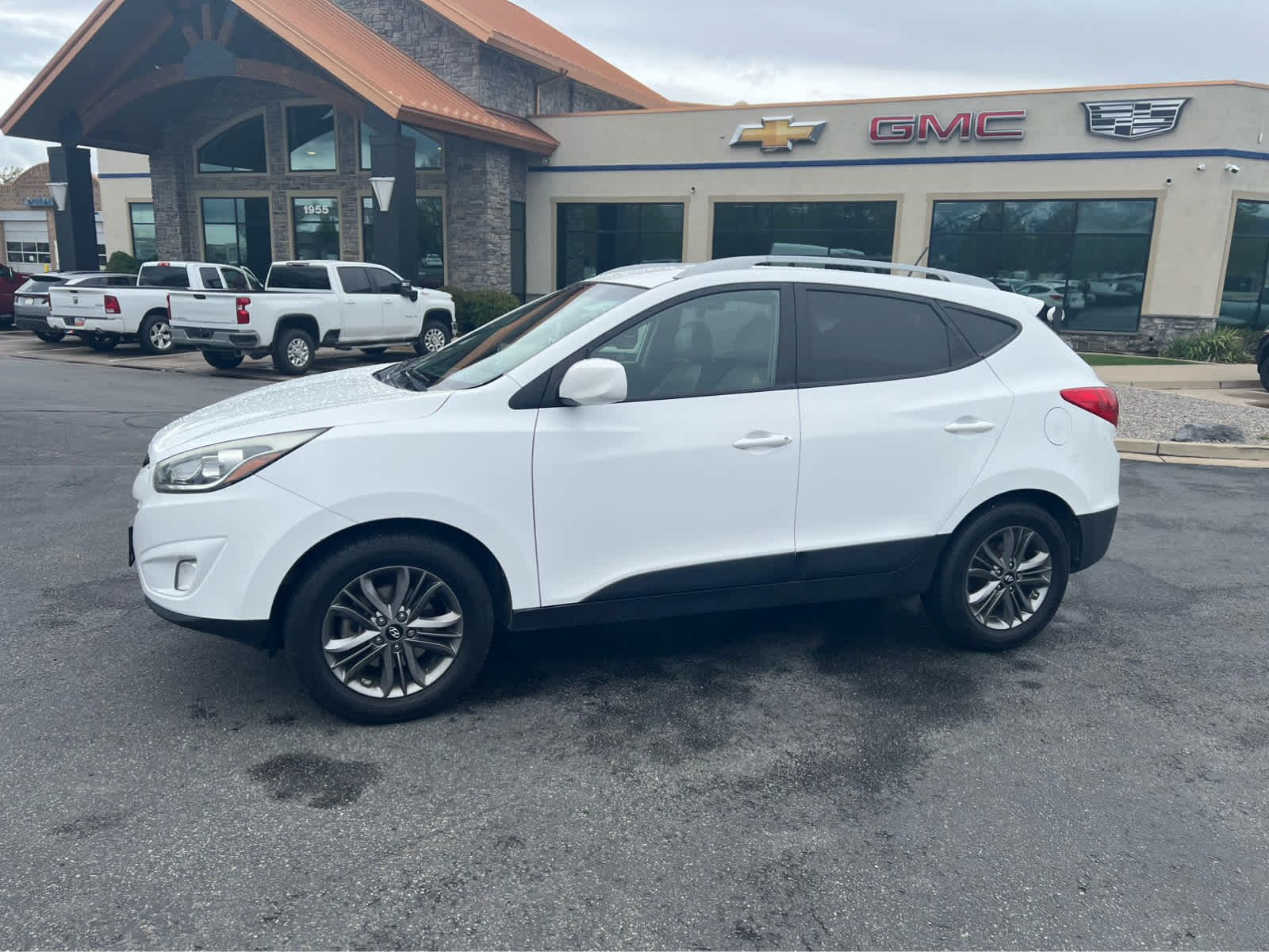 2015 HYUNDAI TUCSON SE