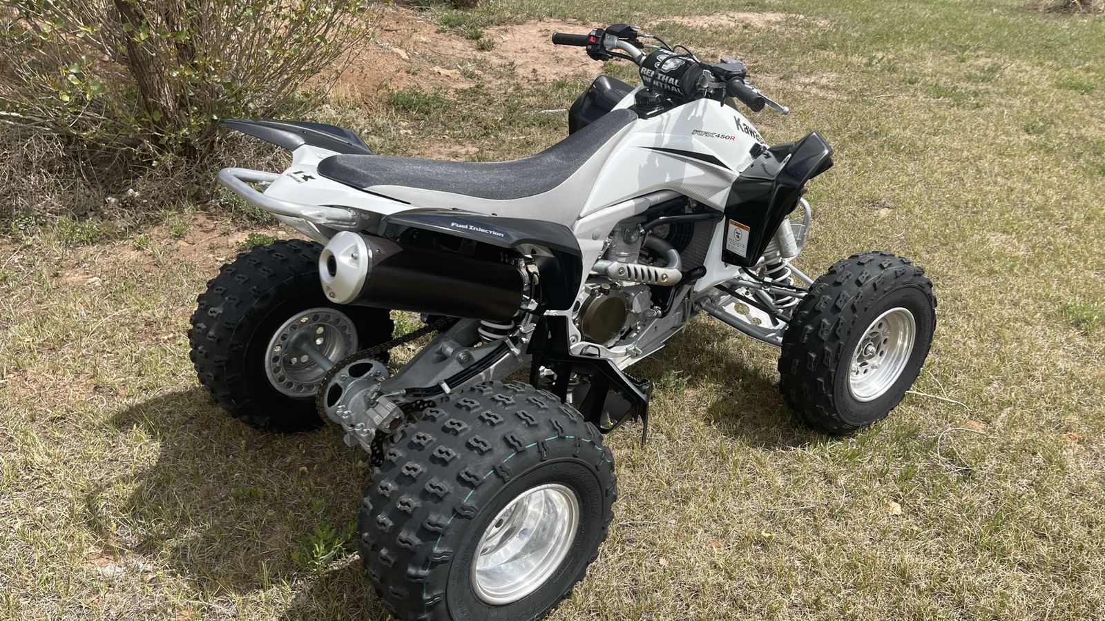 Main image 4