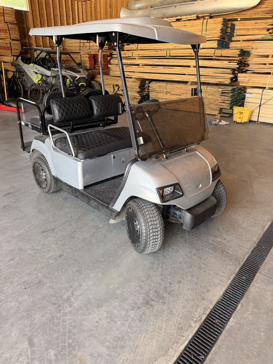 2005 Yamaha G22 Electric Golf Cart
