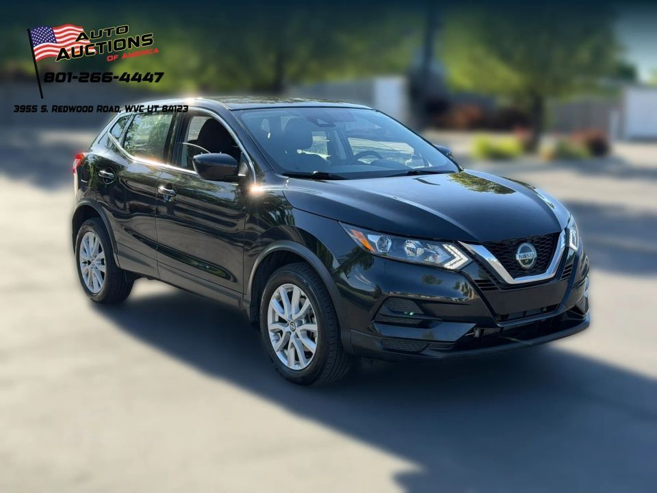 2022 Nissan Rogue Sport S