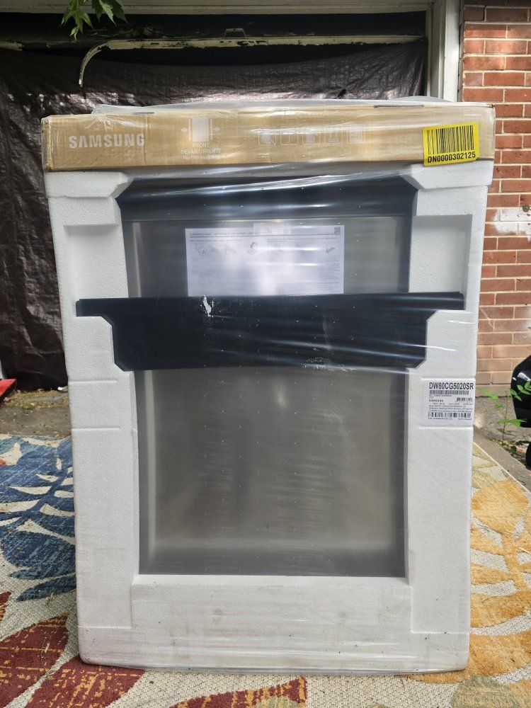 New Samsung 24 in. Dishwasher
