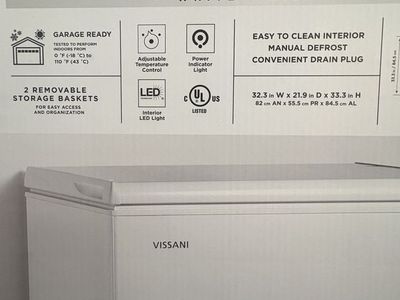 Visaani 7.0 cu. ft BRAND NEW Manual Defrost Chest Freezer with LED light in white garage ready