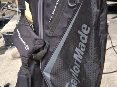 TaylorMade Golf Bag Tilt Back- Black/Grey, Stand Bag with Dry Pocket Nice!