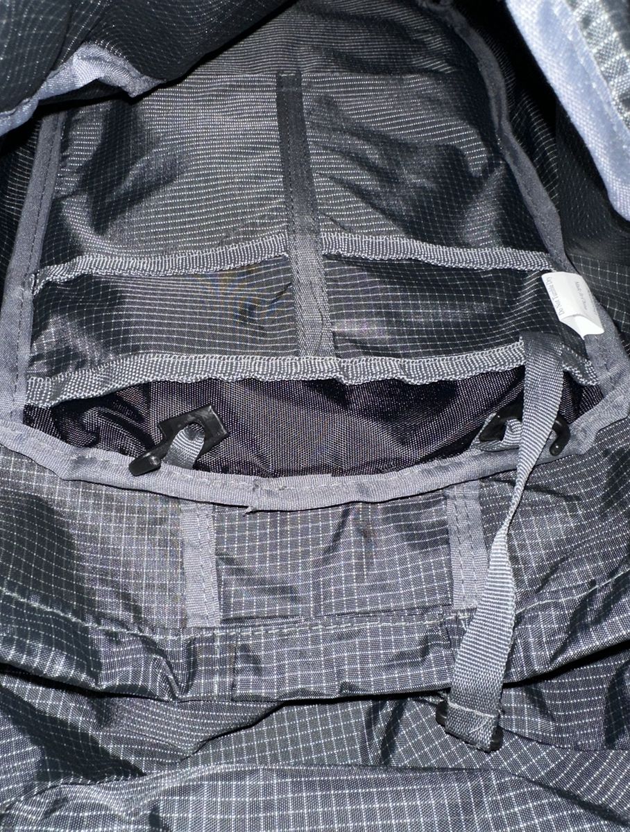 Main image 10