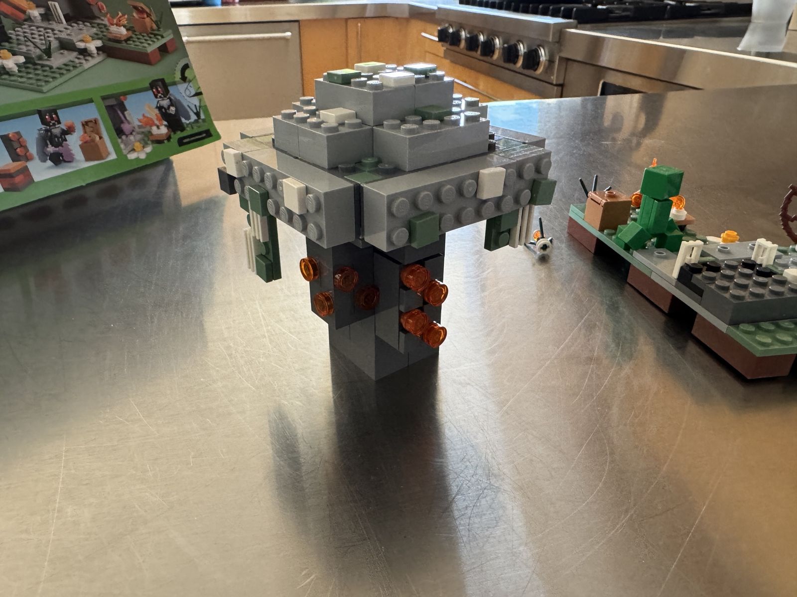 Main image 6
