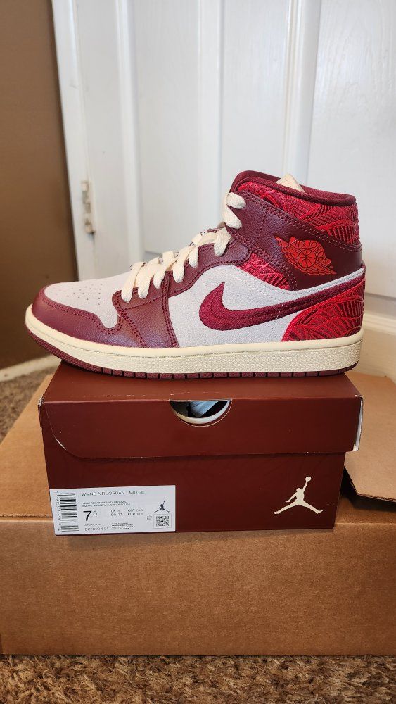 Air Jordans 7.5