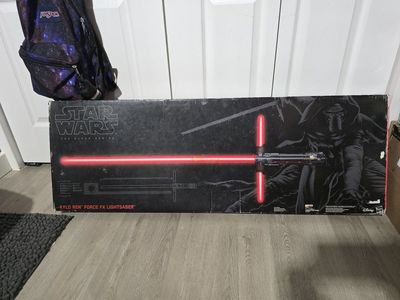 star wars the black series Kylo Ren force FX lightsaber