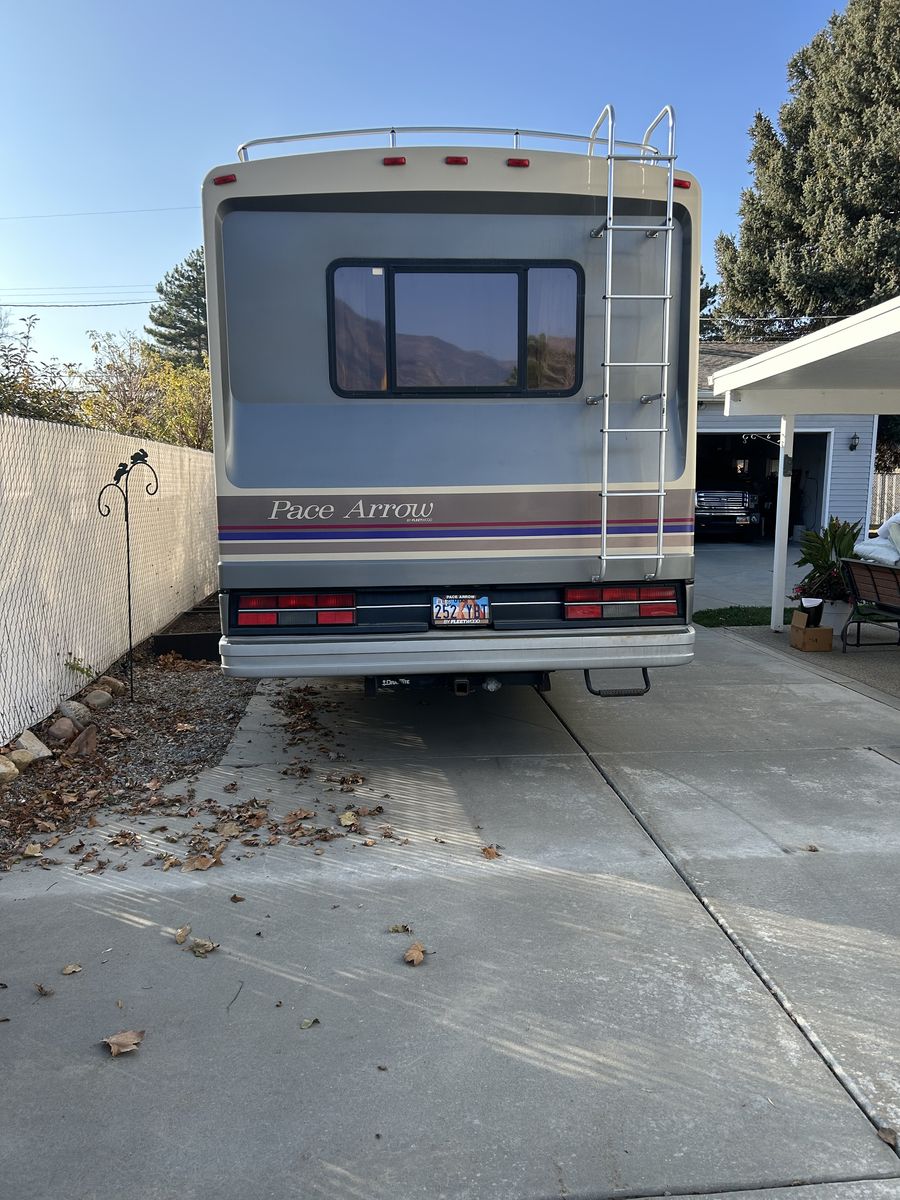 1990 PACE ARROW