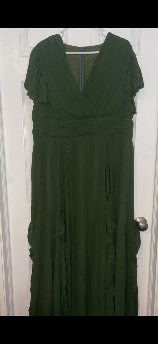 Dark Green V-Neck Chiffon Ruffle Maxi Formal Dress Size 2XL