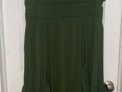 Dark Green V-Neck Chiffon Ruffle Maxi Formal Dress Size 2XL