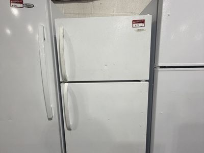 GOOD CONDITION CROSLEY TOP AND BOTTOM FRIDGE
