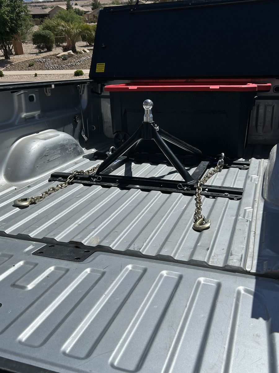 Anderson 5th Wheel Hitch, Safety Chains, 5th wheel rails & brackets