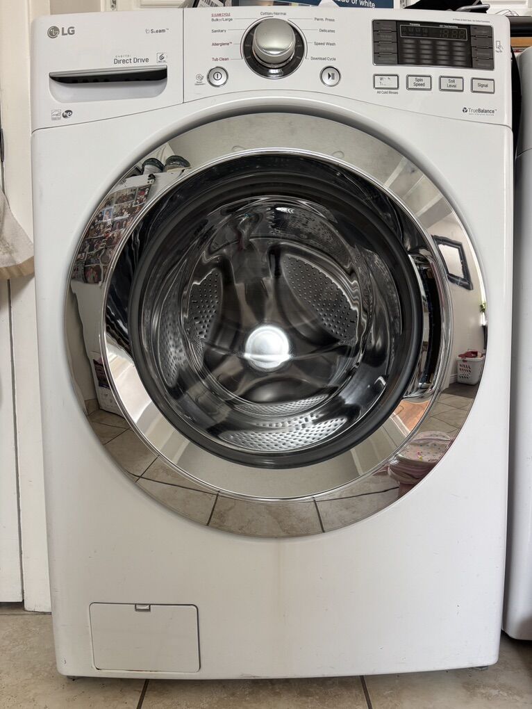 LG Front Load Washer Chrome Door Works Great