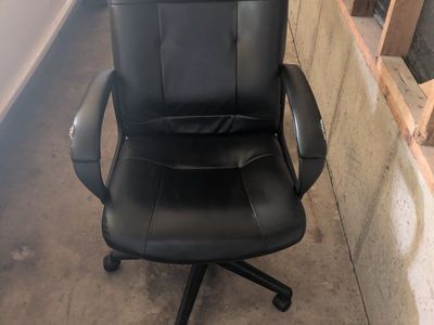 Black Leather Executive Office Desk Chair with Rolling Caster Base