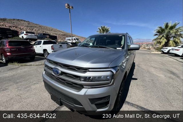 2022 Ford Expedition Max XLT