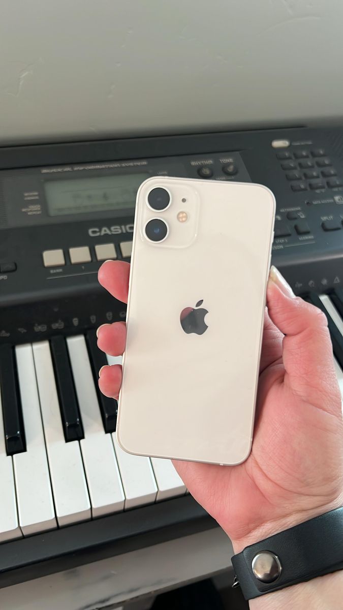 iPhone 12 Mini 64GB Unlocked – Great Condition $155