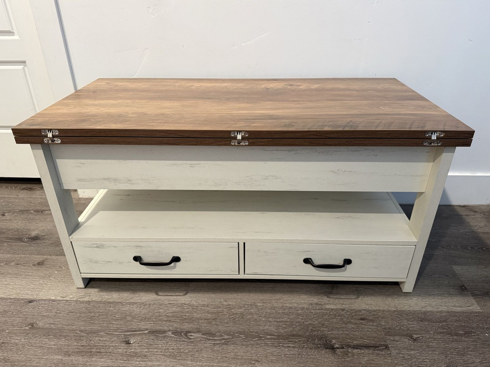 Brand New Farmhouse Lift Top Coffee Table