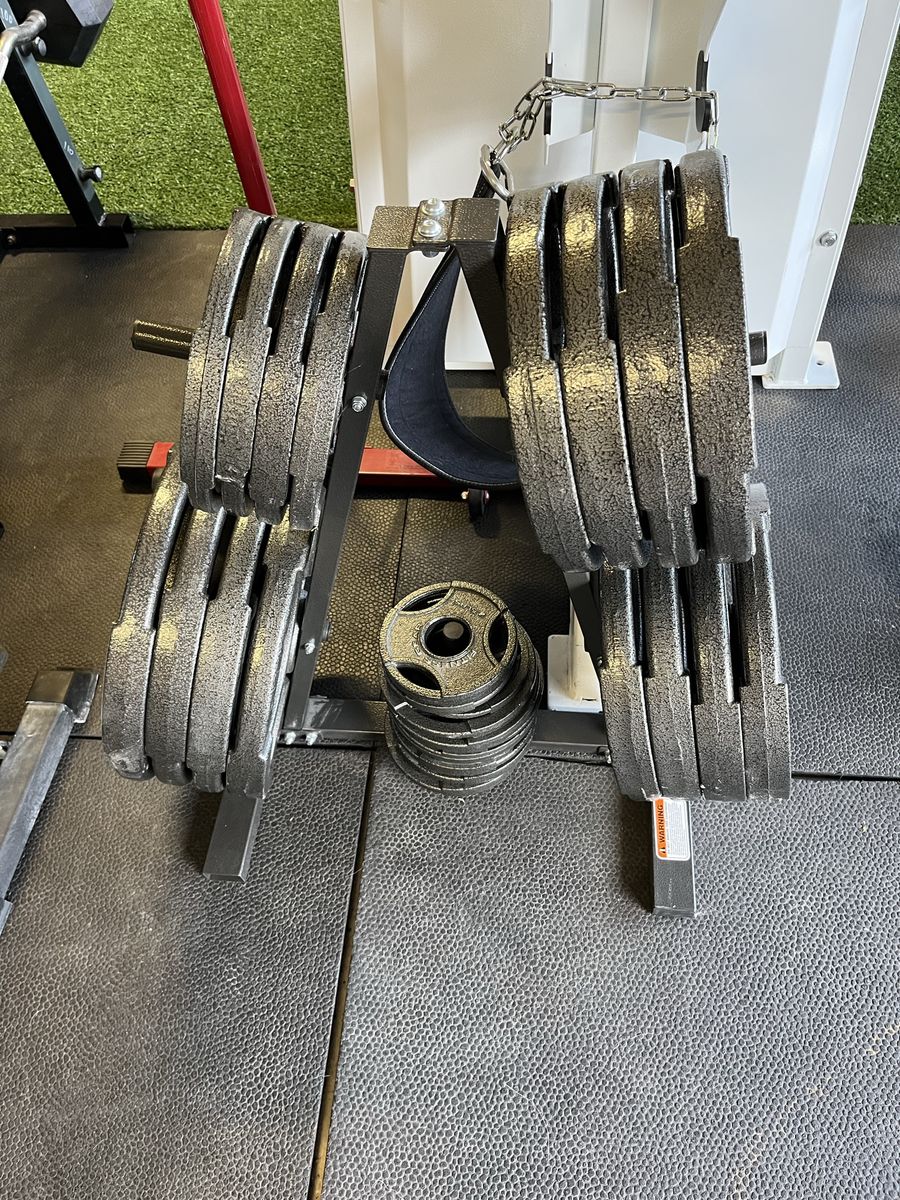 510LB Olympic Grip Weight Set & Storage Rack (MINT CONDITION!!)