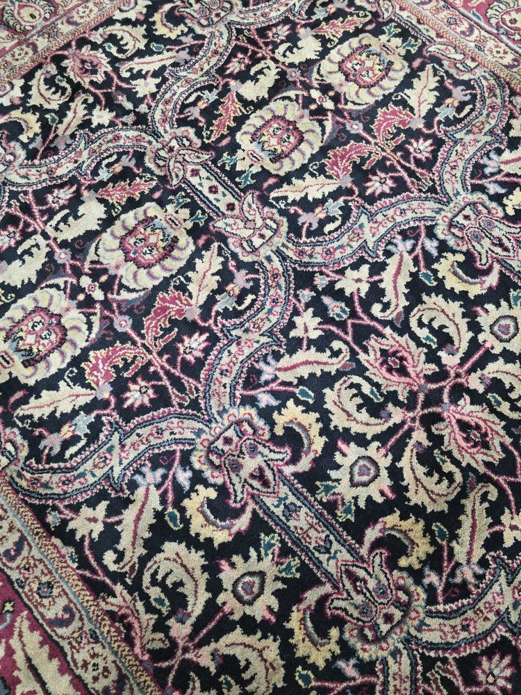 Main image 6