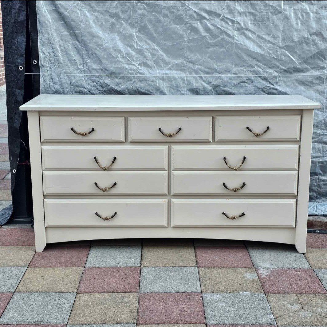 7 Drawer Dresser