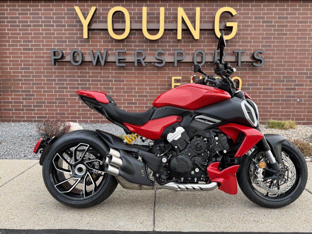 2025 Ducati Diavel V4