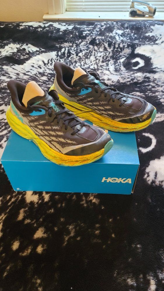 Men's Hoka Speedgoat 5 Used Size 11D