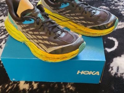 Men's Hoka Speedgoat 5 Used Size 11D