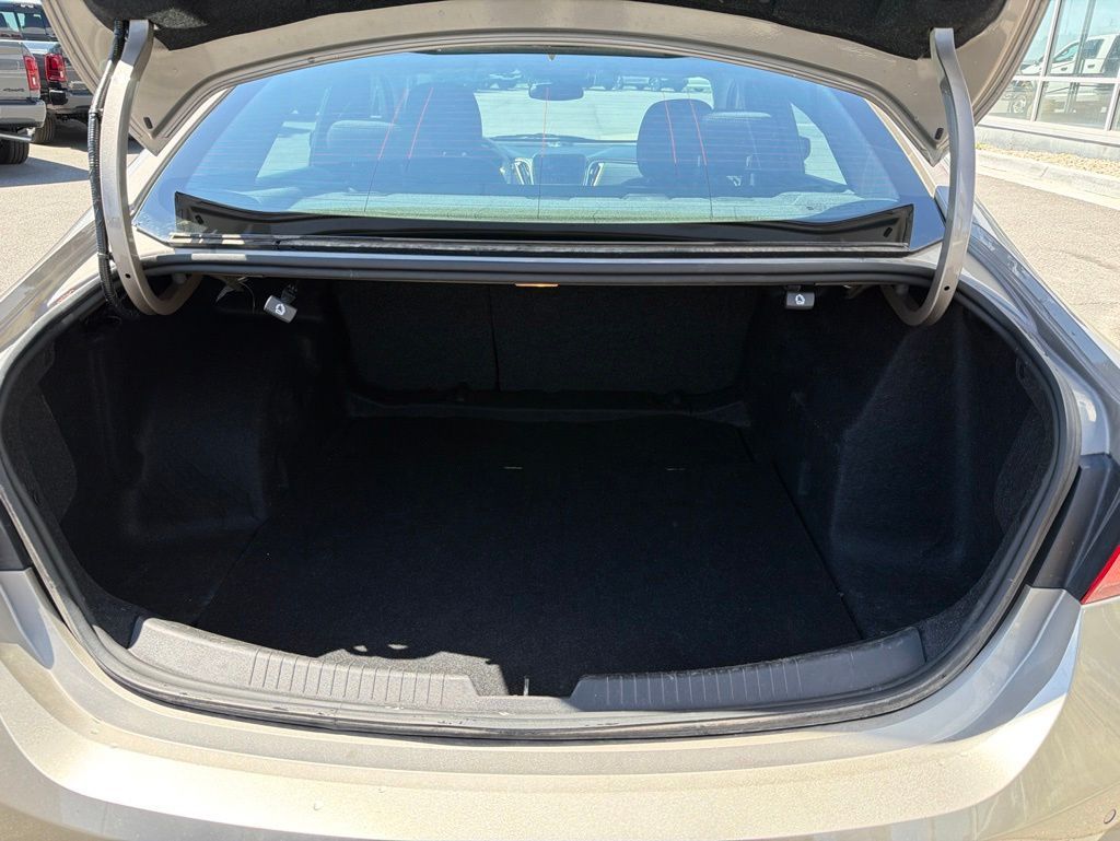 Main image 22