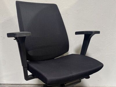 Knoll Office Task Chair