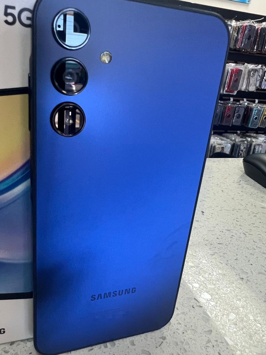 Samsung Galaxy A15 5G - 128GB - Unlocked