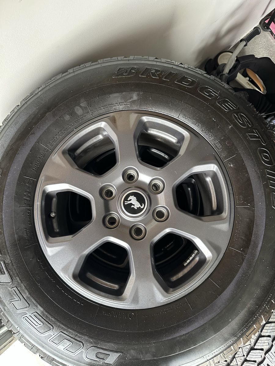 Bridgestone Dueler H/T 255/70R18 Tires on Ford Bronco Gray 18" Rims - Set of 5